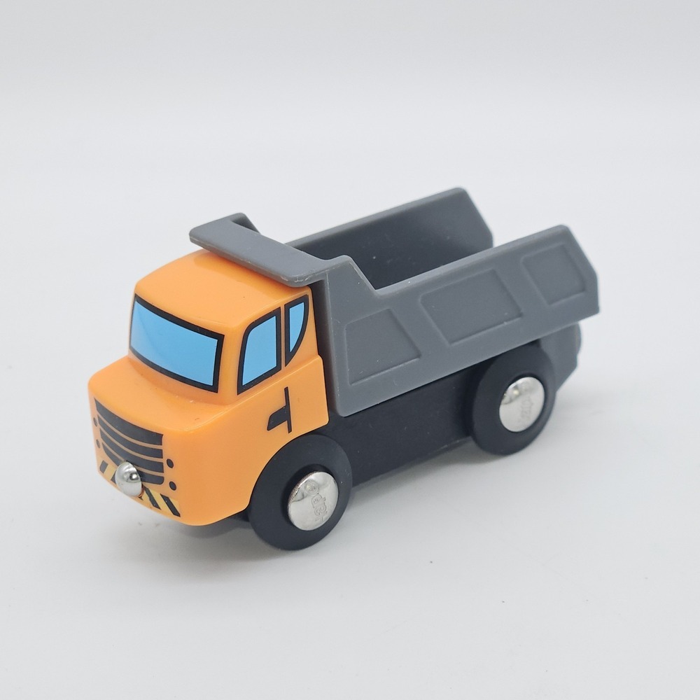 Hape Magnetic Wooden Dump Truck Construction Vehicle for Wooden Railway Track